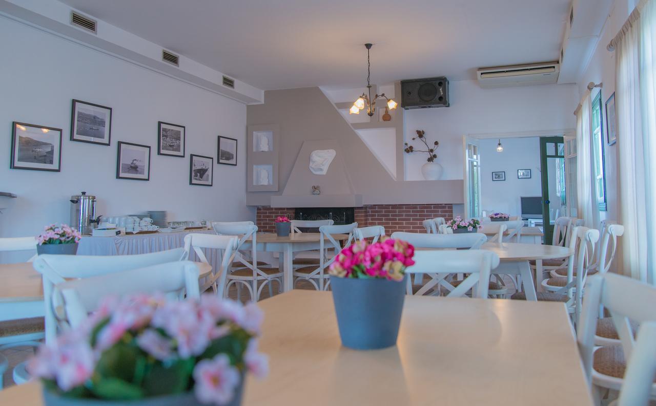 Ostria Hotel & Apartments Gavrio Extérieur photo
